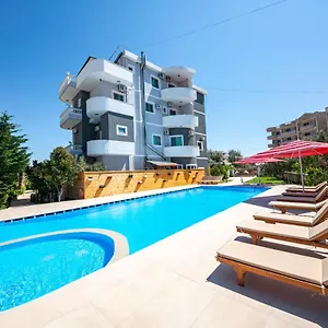 3* Отель Qendra